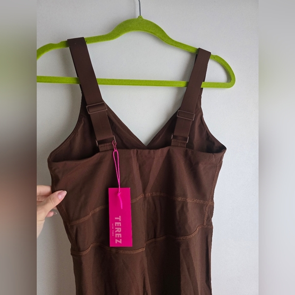 NWT $150 Terez Auction Onesie Size L In Brown - Picture 7 of 9